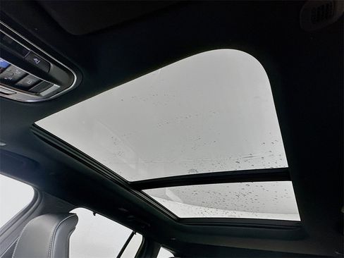 New 2025 Jeep Grand Cherokee Overland w/ Luxury Tech Group IV image 14