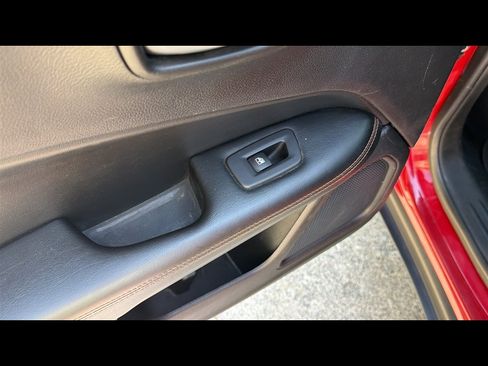 Used 2019 Jeep Compass Limited FWD image 22