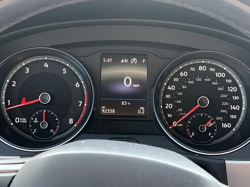 Used 2020 Volkswagen Atlas Cross Sport SE FWD image 44