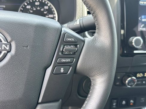 Used 2024 Nissan Frontier SV w/ SV Convenience Package RWD image 29