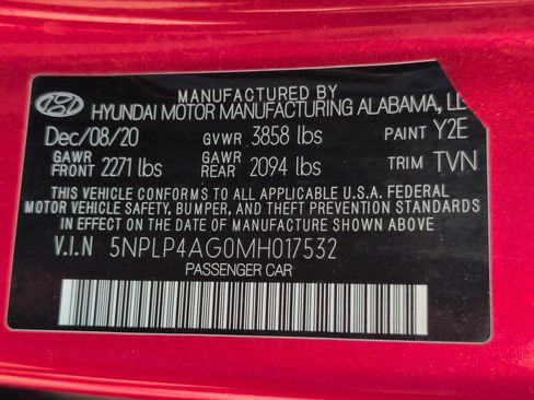 Used 2021 Hyundai Elantra Limited w/ Cargo Package image 32