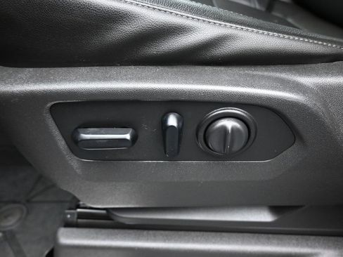 Used 2019 Chevrolet Silverado 1500 LT Trail Boss image 13