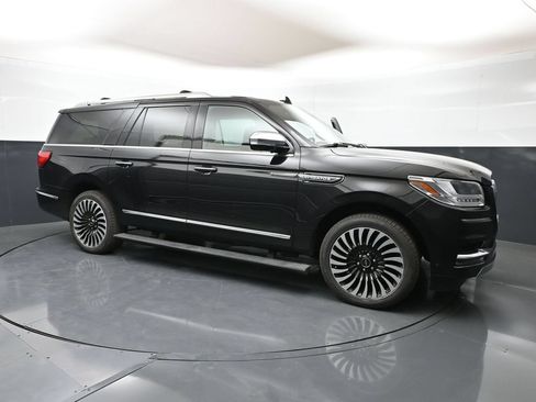 Used 2020 Lincoln Navigator L Black Label w/ Cargo Convenience Package AWD/4WD image 1