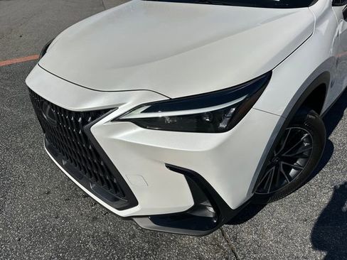 Used 2024 Lexus NX 250 FWD w/ Towing Package (2000 Lbs) image 9