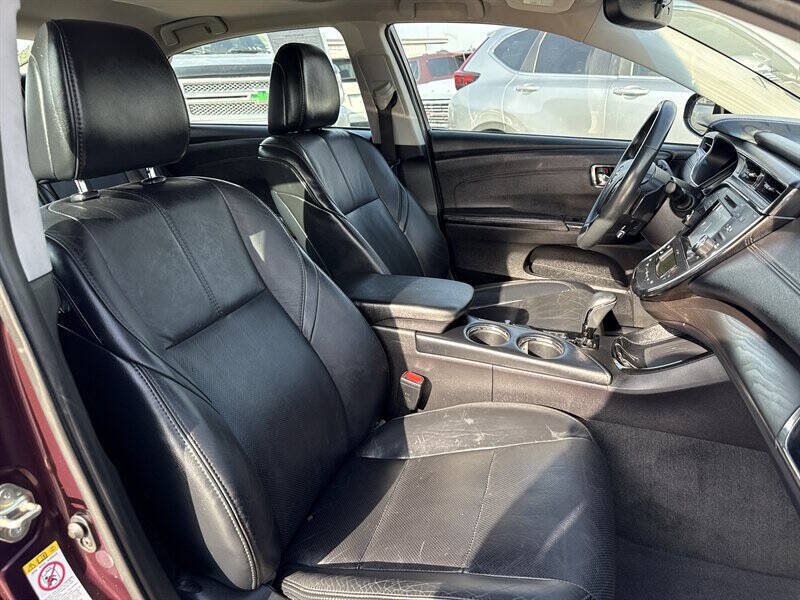 Used 2016 Toyota Avalon Limited w/ Toyota Safety Sense Package FWD image 22