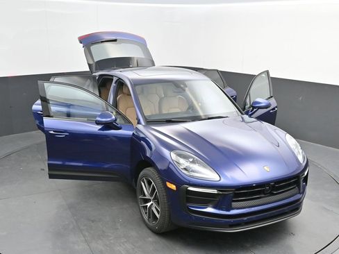 New 2026 Porsche Macan image 50