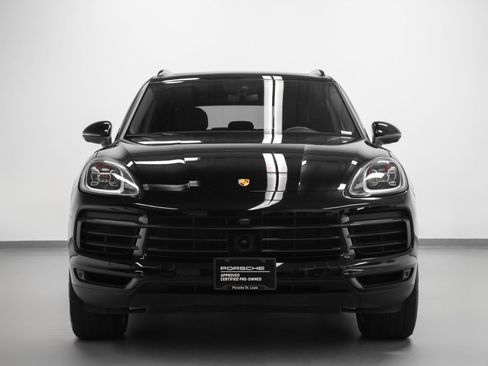 Certified 2023 Porsche Cayenne AWD/4WD image 8