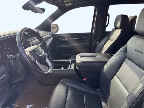 Used 2021 GMC Yukon Denali w/ Denali Ultimate Package image 12