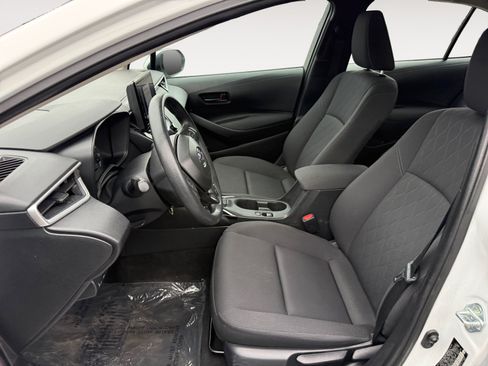 Used 2024 Toyota Corolla LE FWD image 10