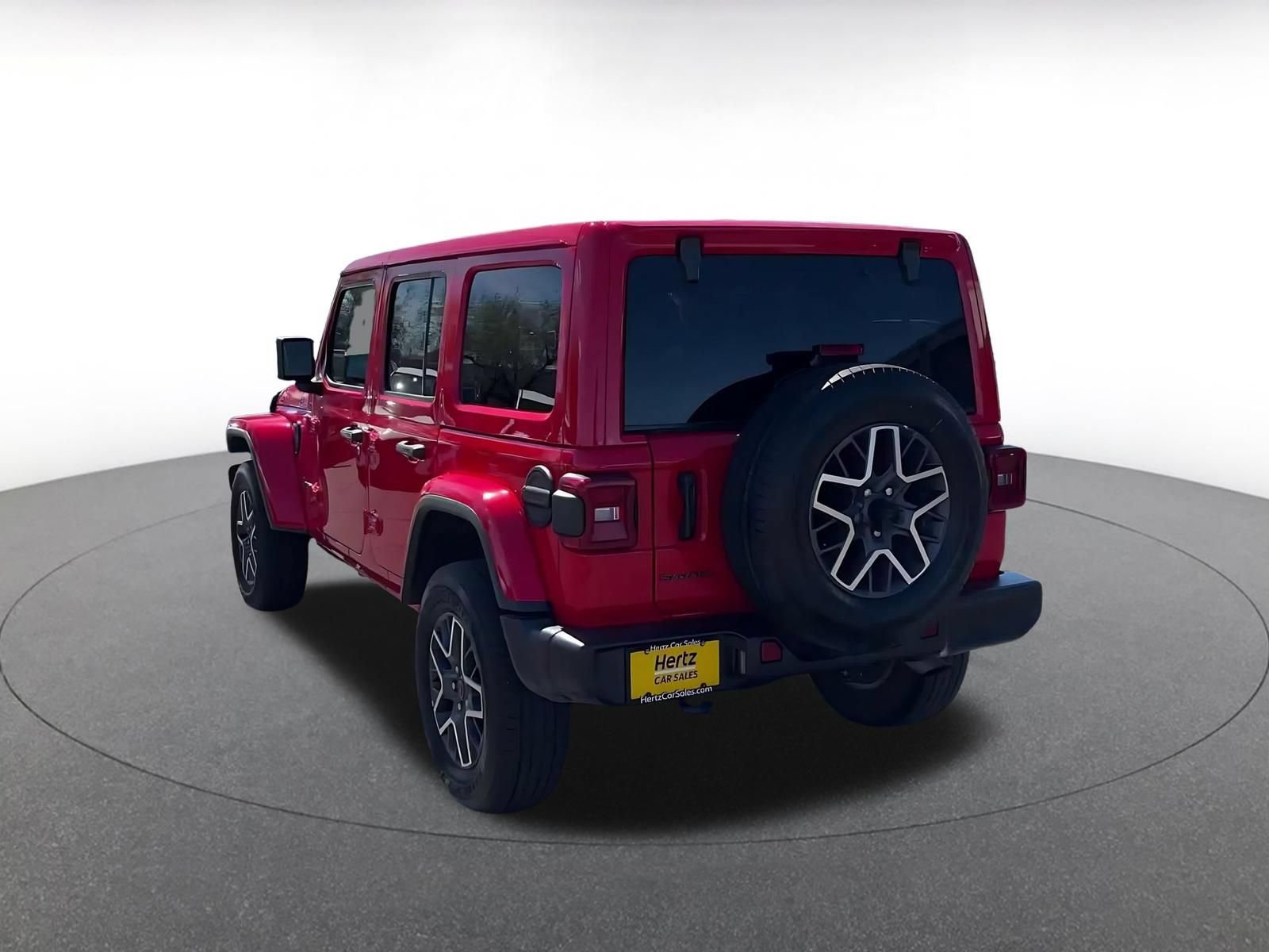 Used 2025 Jeep Wrangler Unlimited Sahara AWD/4WD image 10