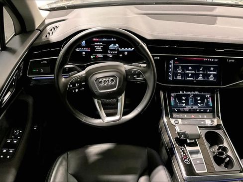 Used 2023 Audi Q7 2.0T Premium w/ Convenience Package image 6