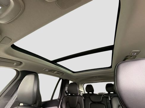 Certified 2023 Volvo XC90 B5 Core w/ Protection Package Premier image 22