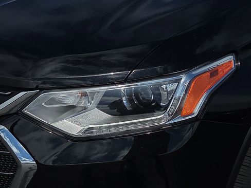 Used 2019 Chevrolet Traverse LT w/ LT Premium Package image 9