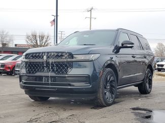 New 2026 Lincoln Navigator Reserve w/ Jet Appearance Package video 2