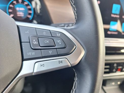 Used 2024 Volkswagen Atlas SE image 15