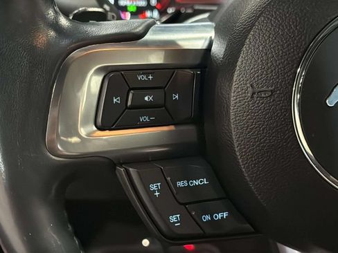 Used 2018 Ford Mustang GT Premium w/ Equipment Group 401A RWD image 18