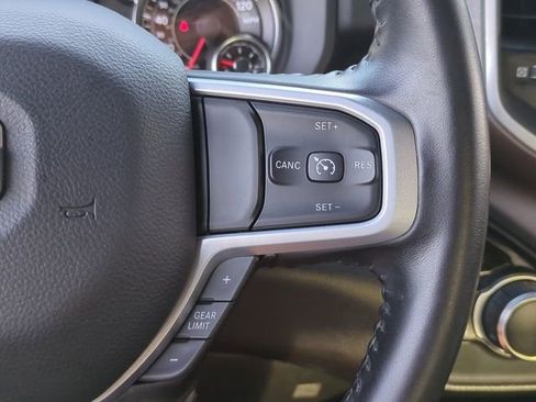 Used 2022 RAM 1500 Big Horn AWD/4WD image 25