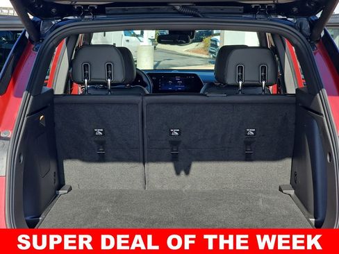 Used 2025 Chevrolet TrailBlazer RS w/ Convenience Package image 12