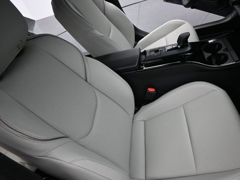 New 2026 Toyota Prius XLE image 11