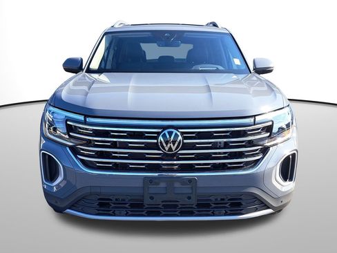 New 2025 Volkswagen Atlas SEL image 2