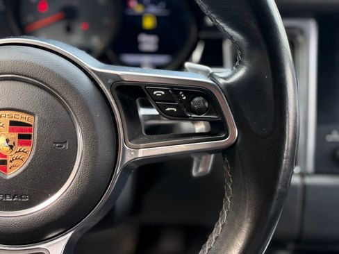 Used 2017 Porsche Macan S image 46