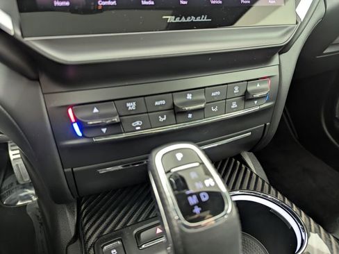 Used 2021 Maserati Ghibli S GranSport Q4 image 43