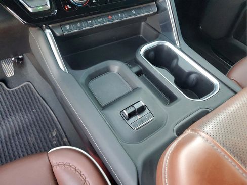 Used 2024 GMC Sierra 3500 Denali Ultimate image 18