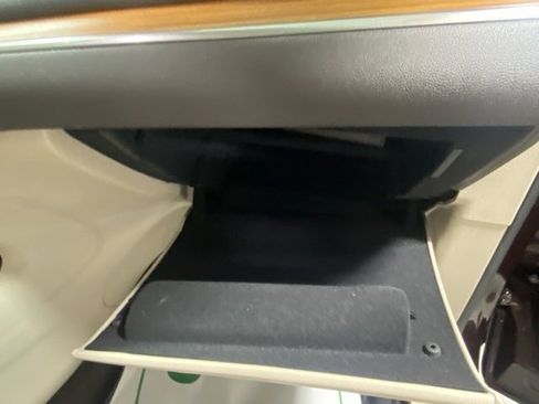 Used 2019 Lincoln MKC Select w/ Select Plus Package image 29