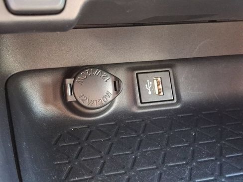 Certified 2024 Toyota RAV4 LE AWD/4WD image 27