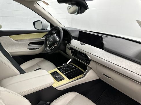 Used 2025 MAZDA CX-90 3.3 Turbo S w/ Premium Plus AWD/4WD image 32