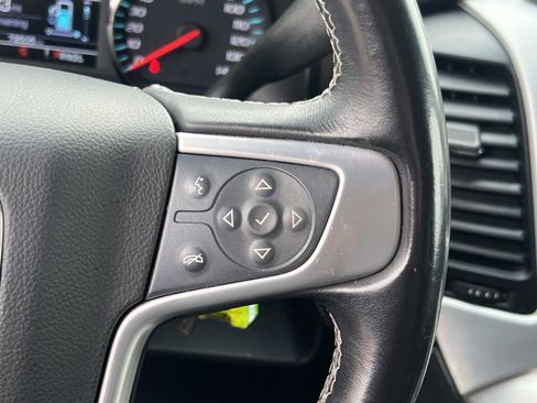 Used 2020 GMC Yukon SLE image 26