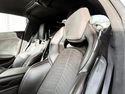 Used 2022 Chevrolet Corvette Stingray Premium Cpe w/ Z51 Performance Package image 23