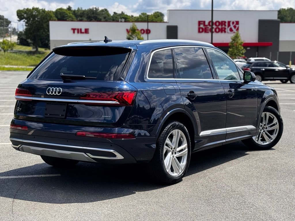 Used 2023 Audi Q7 2.0T Premium w/ Convenience Package AWD/4WD image 6