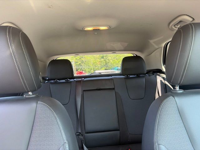 Used 2020 Buick Encore GX Select w/ Advanced Technology Package AWD/4WD image 39