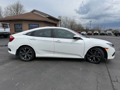 Used 2020 Honda Civic Sport image 4