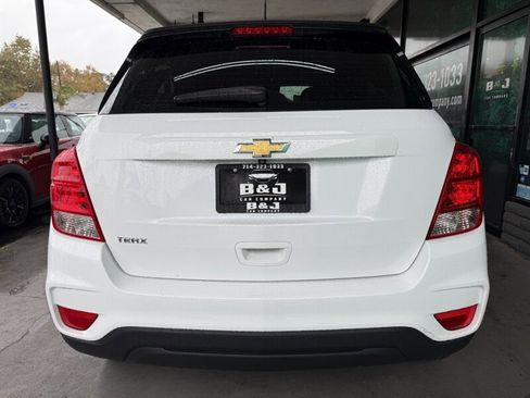 Used 2017 Chevrolet Trax LS image 14