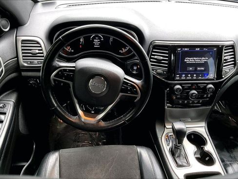 Used 2021 Jeep Grand Cherokee Laredo X AWD/4WD image 7