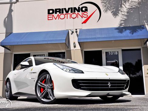 Used 2017 Ferrari GTC4Lusso AWD/4WD image 7