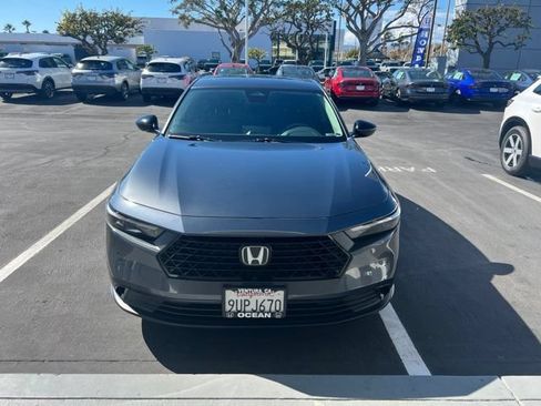 Used 2025 Honda Accord SE image 1