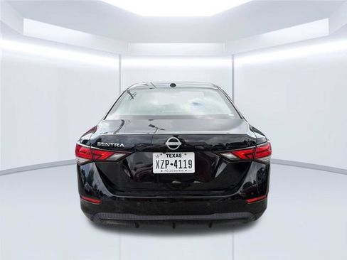 Used 2025 Nissan Sentra SV FWD image 7