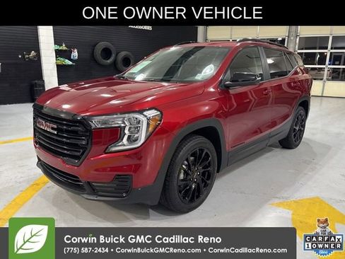 Used 2023 GMC Terrain SLE w/ Driver Convenience Package AWD/4WD image 1