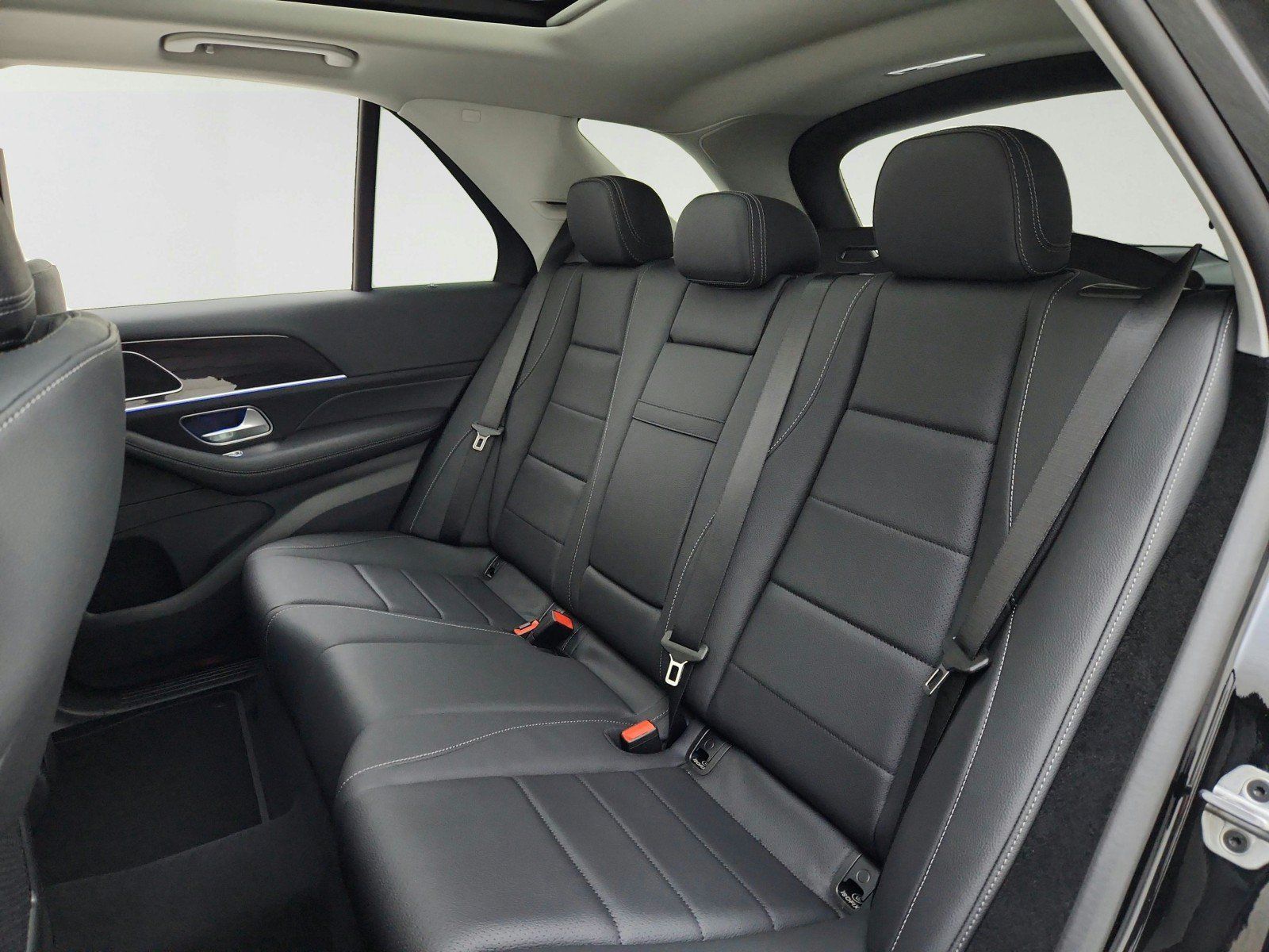 New 2026 Mercedes-Benz GLE 450e 4MATIC image 23