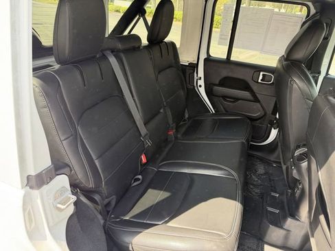 Used 2022 Jeep Wrangler Unlimited Sahara w/ Safety Group image 34