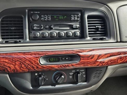 Used 2000 Mercury Grand Marquis GS image 13