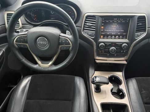 Used 2014 Jeep Grand Cherokee Altitude AWD/4WD image 3