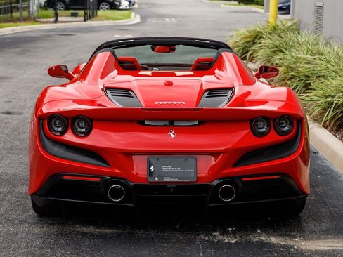 Used 2022 Ferrari F8 Tributo RWD image 4
