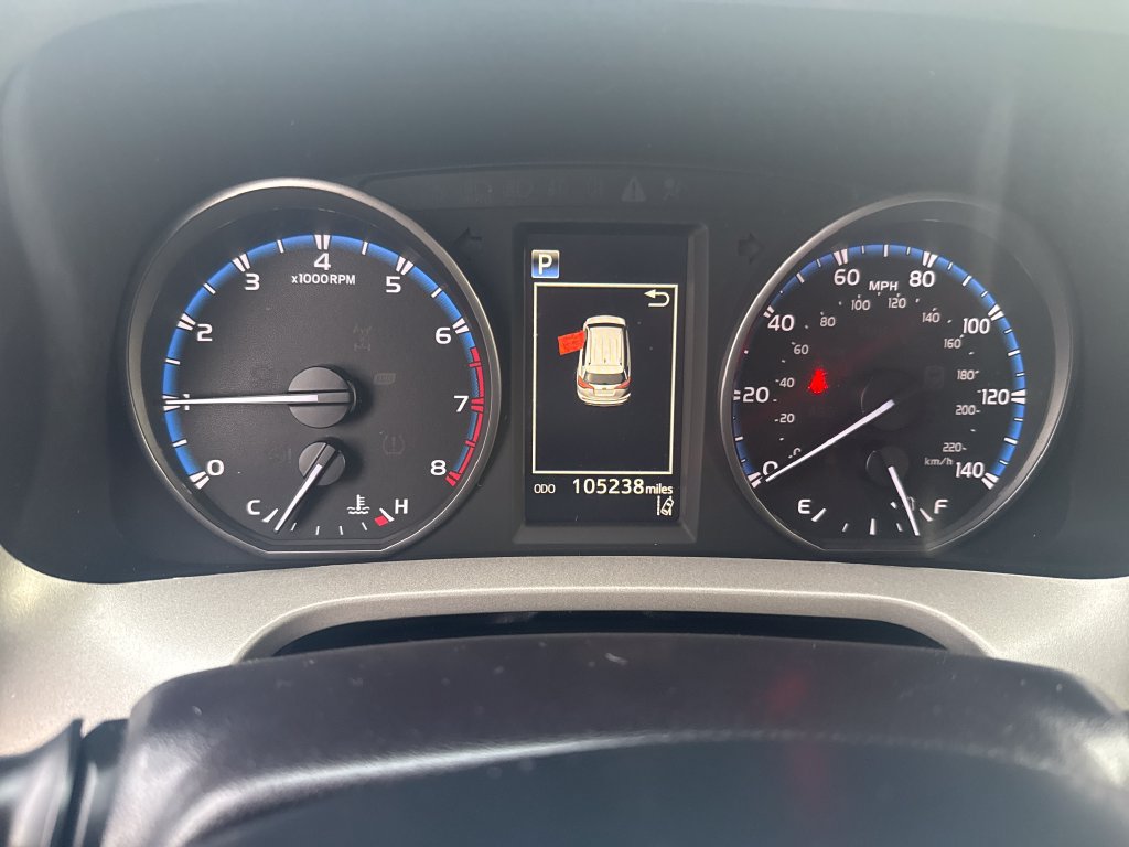 Used 2018 Toyota RAV4 LE w/ All Weather Liner Package AWD/4WD image 21