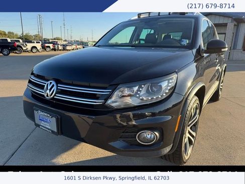 Used 2017 Volkswagen Tiguan SEL image 1