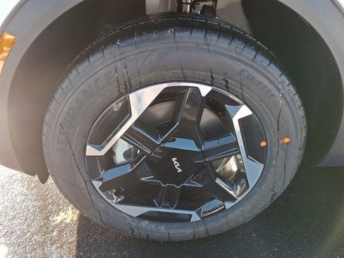 New 2026 Kia Sportage S image 4