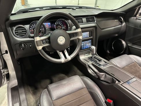 Used 2014 Ford Mustang GT Premium w/ Equipment Group 402A RWD image 23